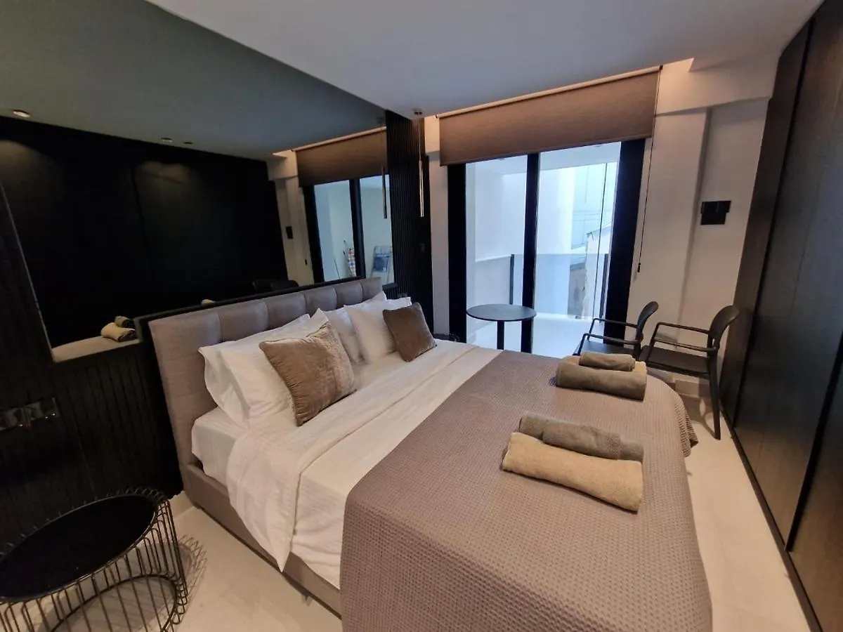 Raam Luxury Suites Larnaca Apartment